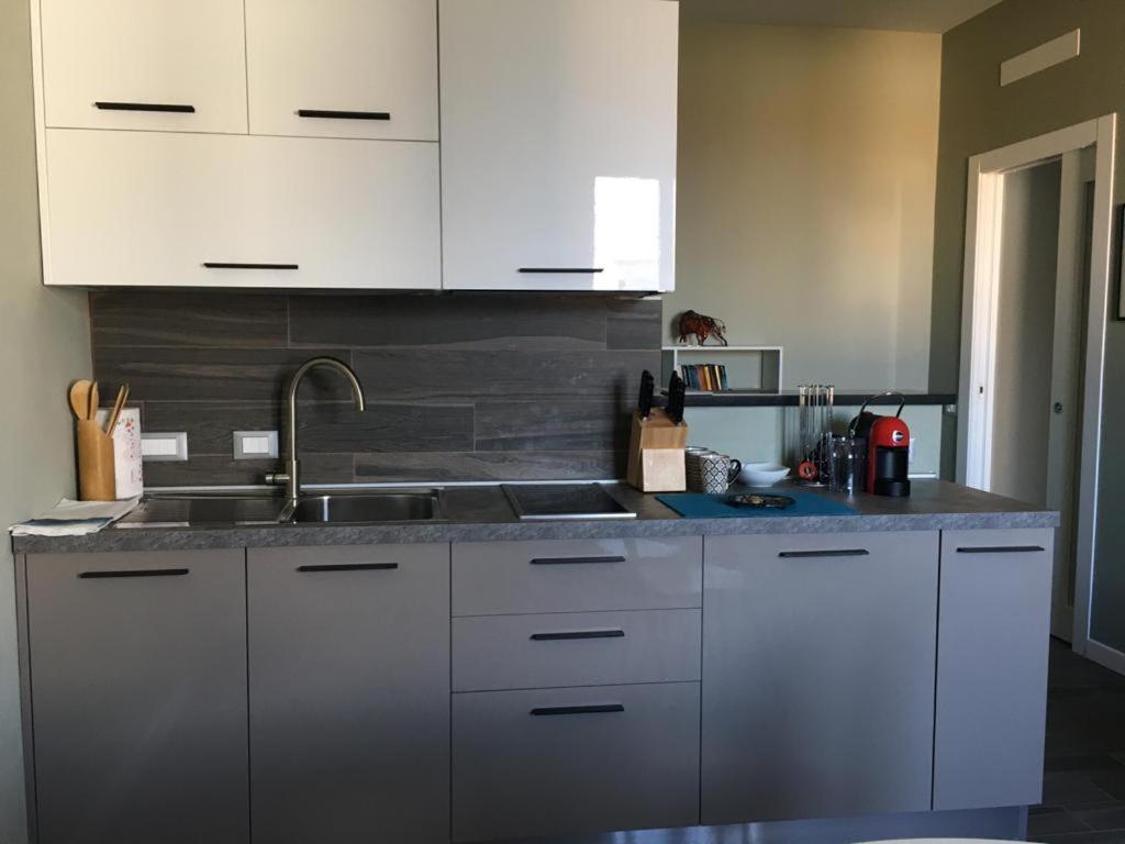 Pellico Stylish Apartments Кунео Екстер'єр фото