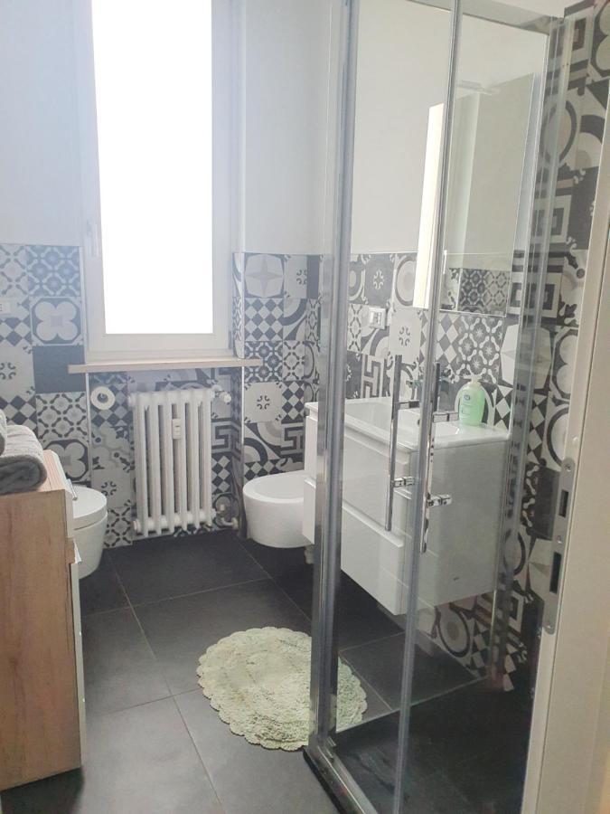 Pellico Stylish Apartments Кунео Екстер'єр фото