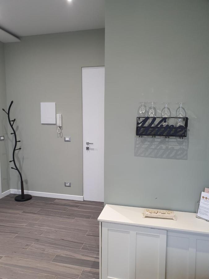 Pellico Stylish Apartments Кунео Екстер'єр фото